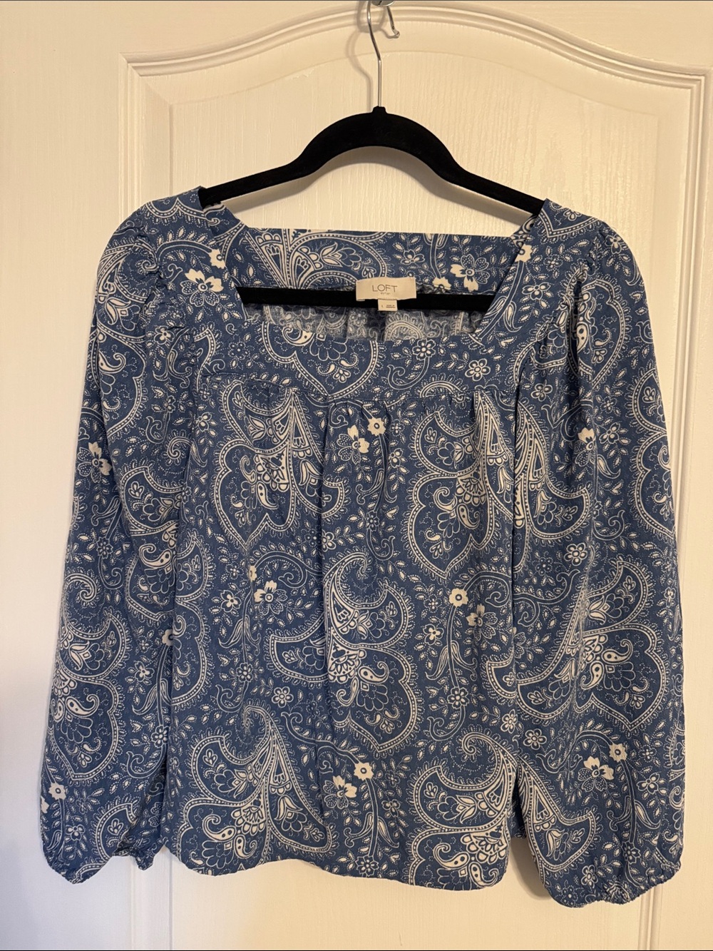 LOFT Blue Paisley 3/4 Sleeve Blouse